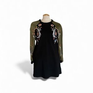 Chic Black & Green Dress with Floral Embroidery